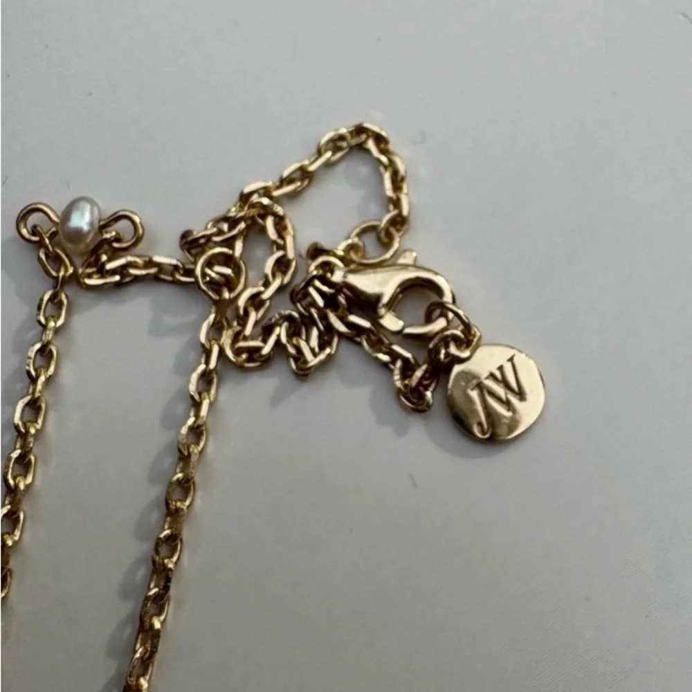 Jane Win “Love is in the Air” pendant and chain. Gold Heart Pendant Necklace - Picture 5 of 5